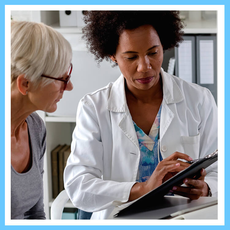 Cómo adaptarte a tus audífonos durante las primeras semanas